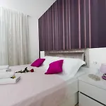 Ema Apartment