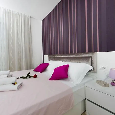 Ema Apartment